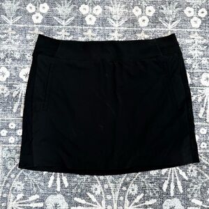 Athleta Brooklyn High Rise 15.5" Skort in Black